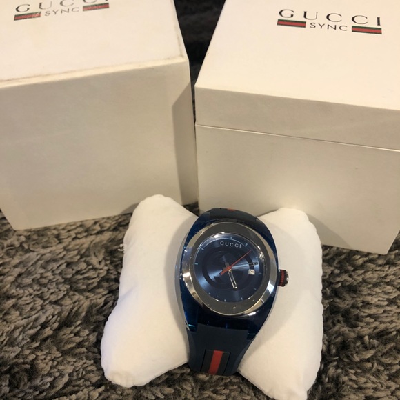 Authentic Gucci New with Tags and Box Men’s Watch - Picture 2 of 4